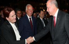 Akşener'in fotoğrafı İYİ Parti'yi karıştırdı