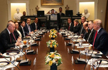 CHP'li Tanal'dan flaş yorum: MHP AKP'ye kayyum atamış