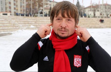 Doğuştan işitme ve konuşma engelli taraftara küfürlü tezahürat cezası