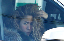 Shakira mahkemelik oldu
