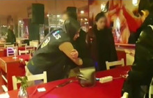Film gibi fuhuş baskını
