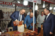 Fatih Ertürk: Bir yılda 100 bin liralık pastırma nasıl yenir ?