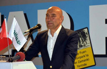 Soyer’e çiçek yerine 10 bin kitap geldi