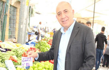 Gürsel Tekin yoksulluğun tek nedeni yolsuzluk