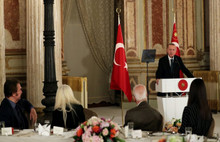 Erdoğan o sanatçıları eleştirdi