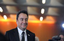 Ali Babacan grubu ülke meseleleri için dosyalar hazırlıyor