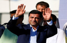 Mehmet Barlas: Demirtaş cezaevinde olmamalı