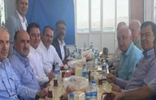 Babacan ve ekibi yemekte buluştu