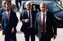 Belediye Başkanlarına yetki sınırlaması yargıdan döndü