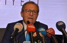 Ağlayarak AKP'den istifa eden başkandan Babacan’a destek
