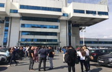 Depremde halk sokakta bekliyor..