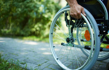 Engelli olmayanlara maaş bağlamışlar..