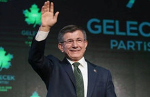 Gelecek Partisi'nin kurucusu Ahmet Davutoğlu, milyonların kullandığı platforma üye oldu