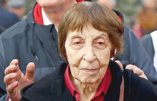 Bülent Ecevit'in eşi Rahşan Ecevit hayatını kaybetti