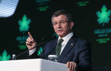 Ahmet Davutoğlu: Tayyip Bey'i Taksim'e götürmek için çok uğraştım