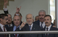 MHP'de de kazan kaynıyor...