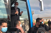 Eve ekmek götüremiyoruz diyen esnafa: Al bu keyif çayını iç