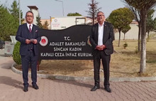 CHP'li vekillerden Müyesser Yıldız'a ziyaret