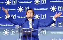 Akşener İYİ Parti'deki krizi Parti içi demokrasi olarak yorumladı
