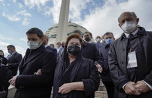 Mesut Yılmaz'a veda...