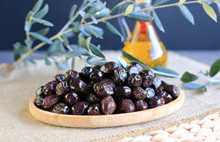 Afrin'den gelen ucuz zeytine dikkat