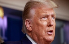 Trump'a bir şok daha:Bağışçısı 2,5 milyon Doları geri istedi