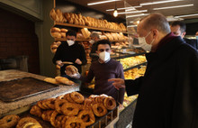 Erdoğan ekmeğin her çeşidinden aldı