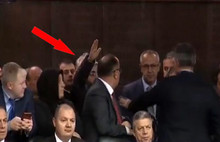 Erdoğan konuşurken Çoluğum çocuğum aç diyen vatandaş susturuldu