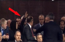 Erdoğan’a çocuğum aç diyen vatandaş gözaltına alındı