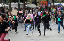 Meksika’da kadınlar sokakta: Cinayetler son bulsun