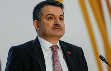 Proje bana ait diyen Bakan Pakdemirli: Sığırlar SMS atacak!