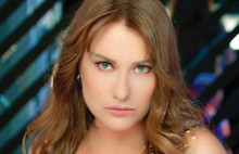 Hilal Cebeci: Kıskanç, cahil, yobaz bir toplumda şarkıcı olacağıma evde otururum daha iyi