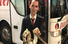 Yolcu otobüsünde piton paniği!