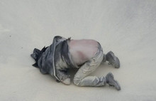 Çocuklarım aç diyerek valilik önünde kendini yakan adam hayatını kaybetti!