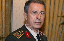 Bakan Akar: TSK'da izinler iptal edildi