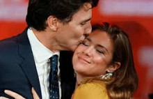 First Lady'de virüs çıktı