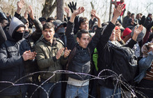 Göçmenler otobüslerle İstanbul’a döndürülüyor