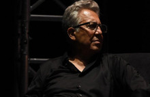 Zülfü Livaneli karantina altında mı?