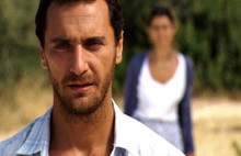 Fırat Çelik'e Paris'te şok