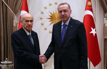 Bahçeli'den Erdoğan'a jest! 5 maaşımla katılıyorum