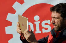 DİSK çalışanı Umar Karatepe gözaltına alındı