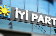 İYİ Parti'de istifa depremi! AKP'ye geçtiler