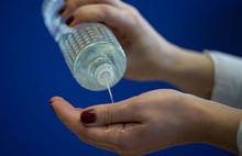 Diyanet açıkladı: Kolonya oruç bozar mı ?