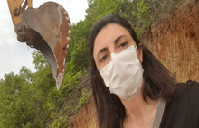 Milletvekili eylem yaptı,eşi gözaltına alındı