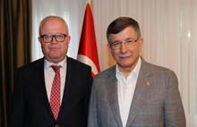 Gelecek Partisi il başkanı kumar partisinde basıldı