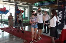 Sezonun ilk turist kafilesine lokumlu karşılama