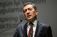 Okulların açılışı ertelendi...