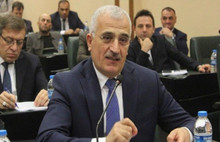 Atatürk’e hakaret eden AKP’liye bir koltuk daha!