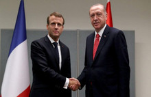 Erdoğan’dan Macron’a sert tepki: Kifayetsiz muhteris