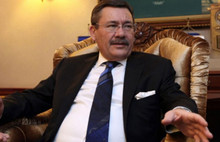 Melih Gökçek’ten AKP’lilere: İçimizdeki şerefsizler!